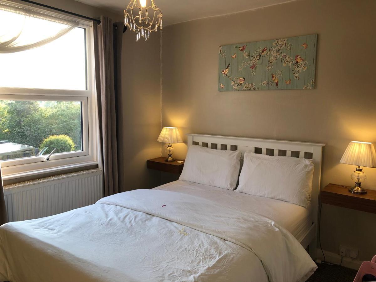 Carena House Bed & Breakfast Кентърбъри Екстериор снимка