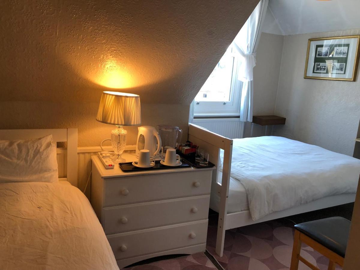 Carena House Bed & Breakfast Кентърбъри Екстериор снимка